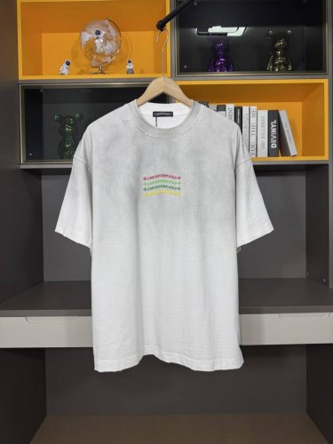 Ch高版本克罗心Chrome Hearts 2025春夏新款马蹄十字印花水洗贴布绣短袖T恤，面料：26支双纱 320克重，重洗水炒色+吊染 印花工艺：彩色3D喷