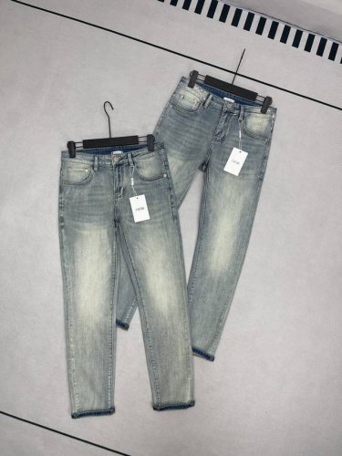 Dior 迪奥2025Ss 春夏新款金属皮标商务休闲轻奢牛仔裤 只做精品 看面料 看做工 看细节 原厂原布原洗水！进口原版水洗弹力面料进口原版水洗弹力水洗面料，