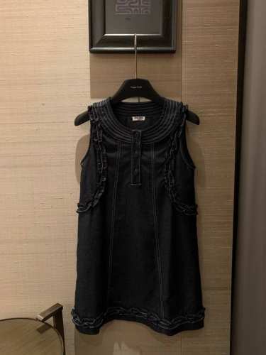 miumi*减龄撞色显荷叶边花边牛仔背心连衣裙～～Sml