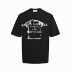 Maison Margiela 马吉拉 25Ss 联名款短袖图案印花短袖 - 购入原版开模打造，全套定制辅料，细节决定成败 -工艺: 整件衣服采用精密压花工艺