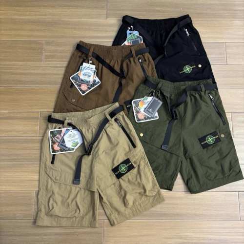 Stone Island 石头岛工装夏款速干短裤 采用高品原版高端专用面料 面料当季必备 秋冬都能穿 工装宽松锥形版型的设计 机能户外风格 立体感十足 上身舒服