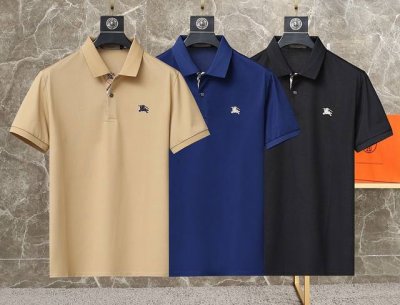 巴宝莉 2025夏季男士新款翻领短袖polo衫 定制面料 透气舒适度高 细节无可挑剔 品牌元素设计理念 体现高品质 手感细腻柔软 呈现休闲裁剪 上身版型超赞 码