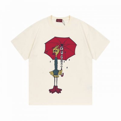 Gucci 古驰 2025新款 趣味小黄鸭字母Logo 男女同款 短袖T恤 定制300克 ％双纱纯棉面料 定染32支双股螺纹 康丽数码直喷工艺 领标吊牌主唛三标