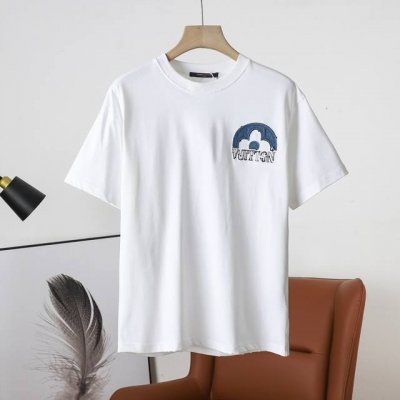 上新 顶级复刻版本 路易威登Lv 25Ss早春新款 牛仔拼接刺绣Lv 短袖 轻奢主义 男女日常通勤穿搭必备单品 正确版本 欢迎对比 详细特征 320克100%
