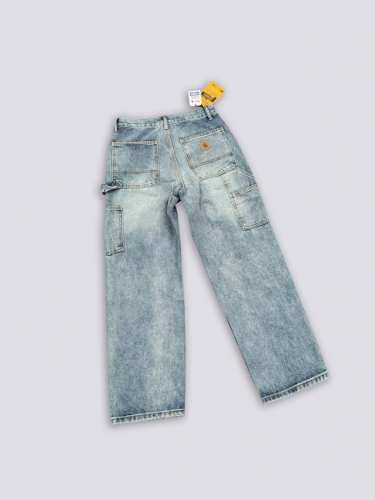 K033 Carhartt Wip卡哈伐木工日系工装风牛仔裤 定制原版Logo扣，Ykk拉链门襟，顺滑易拉！ 很多位置都有套结加固，车工扎实！ 整体剪裁采用了立