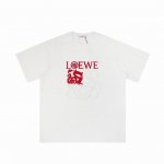 Loewe 罗意威 龙年限定双色字母刺绣短袖T恤 原版面料开发，官方专柜同款！ 螺纹定织定染无色差！采用通肩拉条工艺，百洗不变形！ 采用250G全棉双纱紧密爽滑