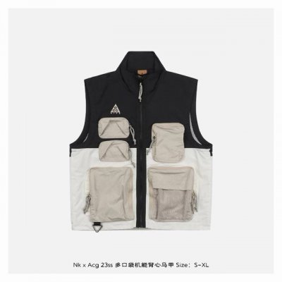 nike Acg 23Ss 多口袋机能背心马甲 大身面料是通过外贸大厂直接定织定染的 标准的公司单 面料采用 100%锦纶 350T低弹尼丝纺 表面有特殊褶皱纹