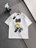 Fendi 芬迪 双Ff 2025春夏款上新 原高版本 Fendi 芬迪胸前彩色大Logo 面料采用270克高密度纯棉 不变形 不缩水 工艺介绍：双线走位 胸前
