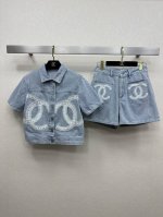 马甲 半裙 25Ss Chane *春夏新品 牛仔短款上衣搭配牛仔短裤 复古摩登气质时髦单品 双C刺绣 经典版型不挑人百搭少女减龄气质 定制字母刺绣 牛仔面料
