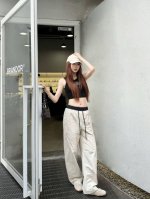强烈推荐 Alo 2025新款撞色腰头长裤B定制Yb进口环保尼龙材质 质感光泽 微挺有型 正反面均不对称分布黑白色块和字母徽标 低调时髦 螺纹包边松紧调节 更休