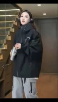 200 Arc‘Teryx 连帽冲锋衣外套始祖鸟24年秋季新款，男女情侣同款，宽松版型.简单有型，谁穿谁好看 高品质的货！ 喜欢的千万别错过。 贸易公司出口订单