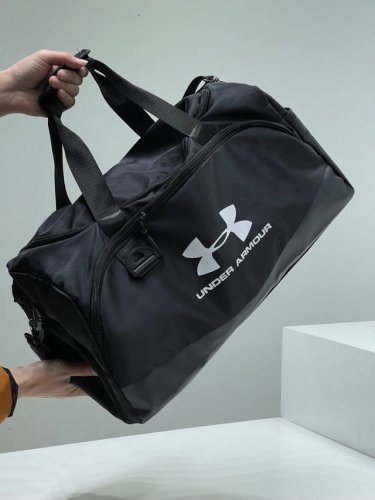 可主推~ 常年有货 安德玛旅行包 纯正品订单，运动季必入单品，全新安德玛Ua 健身训练包，男女出差行李 运动干湿分斜挎单肩手提旅行包 男女超大容量，健身训练运动