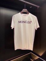 蒙家 新款 原厂代工 法Mon 蒙 春夏新款超爆徽章Logo圆领T恤 值得一提的是今年此工艺的特点 采用全新设计的字母 顶级版本 宽松版型 拒绝臃肿 黑色 白色