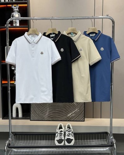 蒙口25Ss夏季新款胸前刺绣小Logo翻领polo短袖T恤 四色选 男女同款 情侣可搭 店主强烈推荐 采用高品质纯棉针织面料 上身舒适透气不闷热 简约百搭不挑人