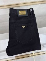 阿玛尼 2025春夏新款现货上市，原单爆款牛仔裤超级定制款，原版五金，超级重工工艺，版型超赞细节做工无可挑剔！款式不挑人，特别高档，好货不等人，看中赶紧下手，尺