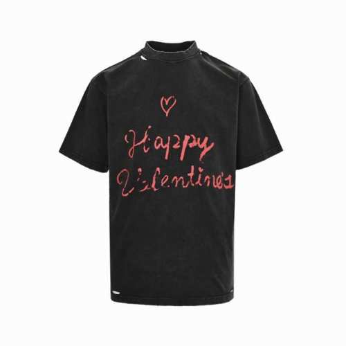balenciaga 巴黎世家 25Ss 情人节限定爱心字母破洞水洗短袖 采用复古平纹针织面料，正面和背面饰以Lipstick Valentines艺术作品印花