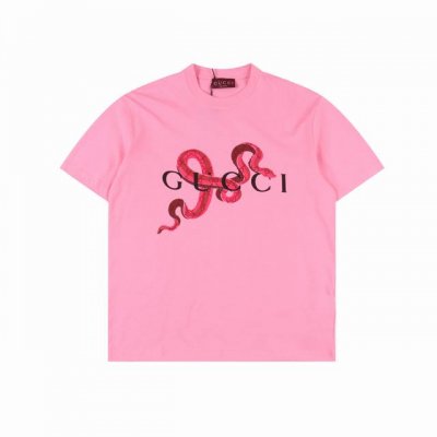 Gucci 古驰 25Ss 蛇年限定短袖T恤 面料采用定制240G 26支特滑双股精棉平纹高密无尘全棉布料。前幅高密度加厚，走线平整，代工品质，全套定制辅料。