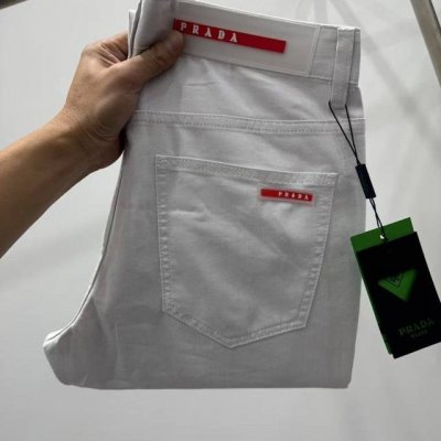 顶级版本 2025春夏欧洲专柜新款 超A代购级别海外贸易公司订单货源，顶级原单高端男士定制时尚修身小直筒牛仔裤。，528～ 颜色：图片色 尺码：29-40 面料