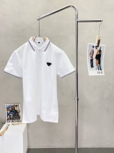 prada普拉达独家专供新款原单男士休闲polo短袖 高端定制 高端版本 时尚百搭爆款进口面料 手感超柔软细腻 穿着亲肤舒适 高端精品 代工厂p精细做工 上身非