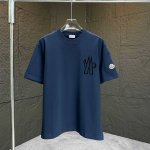 上新款号： M1048 2025早春Moncler 蒙口 官网同款印花图案 双纱纯棉短袖 - 260G双纱纯棉顶级面料 手感柔软 百分百纯棉独家出货 定染硫化黑