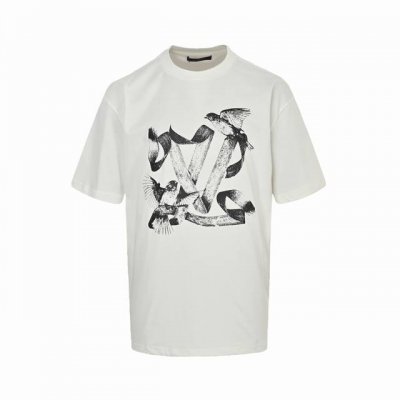 Louis Vuitton 路易威登 白鸽印花短袖 正品6994购入开发，采用32支潮牌精疏棉260克面料，领口1*1索罗纳舒弹螺纹，胸前数码直喷工艺，面料酵洗
