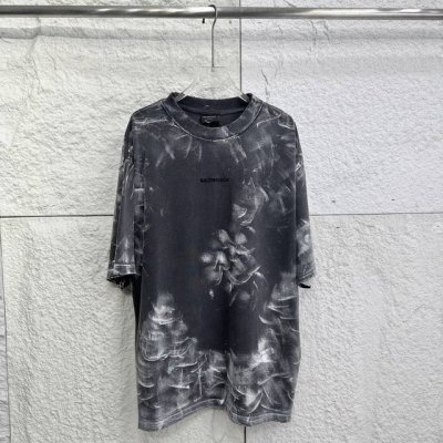 标码0253820 blcg巴黎世家做旧款水洗磨破刺绣Logo油漆复古T恤短袖 男女同款 潮到出圈那就是一一