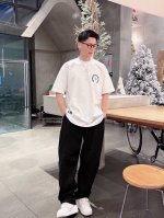 Chrome Hearte 克罗心 Ch Ss早春新款 十字架马蹄克罗心梵文 立体贴布秀工艺 水洗磨破 纯棉双纱汗布面料 同缸定染特种加粗32支双股1X1螺纹