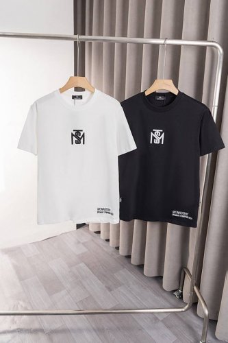 x005 Monaster 新款T恤，Logo+图案采用刺绣工艺，260克高品优质双纱纯棉面料， 时尚而奢华，男女同款。 颜色：黑色白色. 尺码:M～3Xl码.