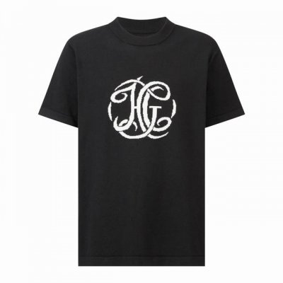 Givenchy 纪梵希Hg签名提花针织衫 面料：采用50支纯棉毛纱，16针进口细针织出，成衣效果轻薄透气，U型领口设计风格搭配10*10龟背贴合。 Huber