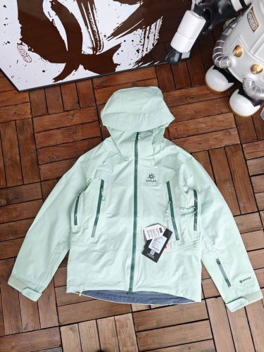 510 顶级纯原Kailas凯乐石 Mont X全天候硬壳Gtx防水登山冲锋衣 1.Gtx面料三层压胶，20000毫米防水指数相比鸟家而言便宜性价比更高。 2.