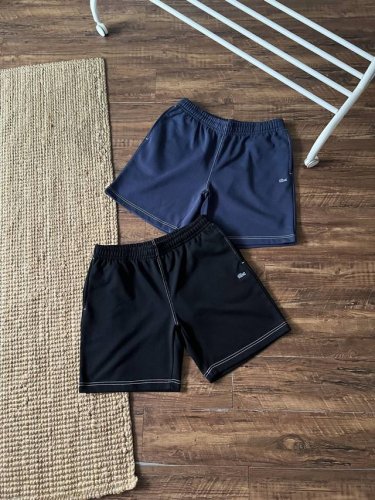Lacoste法国鳄鱼男装25春夏新款时尚休闲纯棉运动五分卫裤Gh2221，线上890，25年柜子新款！明线设计鳄鱼刺绣毛钱休闲短裤！定织新疆棉毛圈面料！亲肤透
