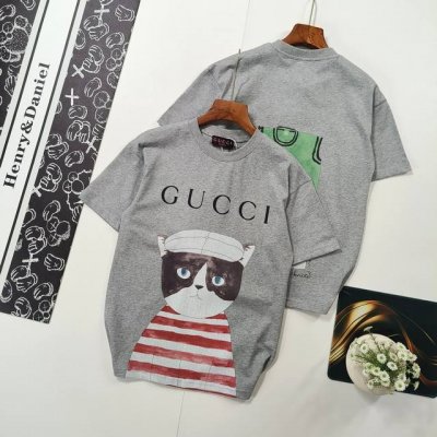 尺码S-Xl顶级版本 古驰 Gucci 2025 Ss新款卡通系列 Gu字母卡通猫咪短袖 轻奢主义 男女日常通勤穿搭必备单品 正确版本 欢迎对比 详细特征 采用
