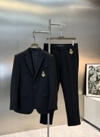 Balmain*巴尔曼2025S新款男士商务套西！超高端顶尖一线成衣手工系列，西装领域里的佼佼者，世界公认的顶级面料和工艺水平，高密度支数纤维，锦纶色纺纱面料的