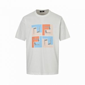 Fendi 芬迪 25Ss 方块字母印花短袖 面料经过2次高温缩水固色 不变形不缩水不起球 26支280G紧密双纱面料 配320G双纱拉架十字紧密高克重螺纹 螺