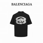 balenciaga 巴黎世家 24Ss 斑驳做旧字母印花短袖 印花材料采用安全环保无毒婴儿认证的发泡材料 印花轮廓清晰干净 有康丽机器出来的质感 如果衣服要清
