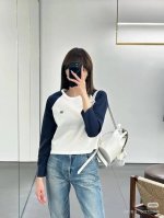 Celin* 25Ss早春新款 显瘦神器插肩袖长袖T恤 原版开发 高版出品 单穿内搭都很Nice满足各种穿搭 简直就是人手必备 出街拍照非常出片的一款长袖T 经