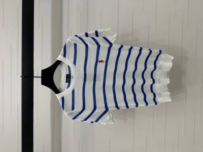上新原单高端品质 Ralph Lauren Pol* 2025春夏最新系列！撞色条纹针织短袖！定制羊毛针织材质 通体撞色条纹清爽夏日配色上身巨显白 胸前经典刺绣