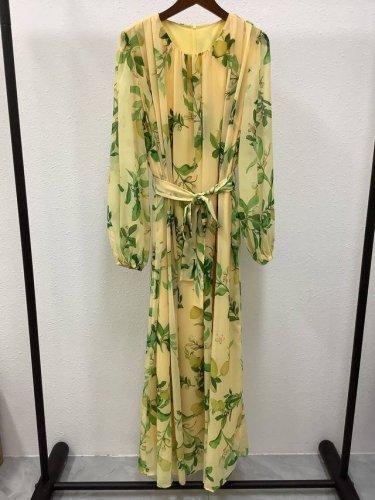 新款来袭！飘逸雪纺定位印花长裙！Size：Smlxlxxl S胸围92 腰围116 裙长133 肩宽38 袖长60