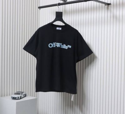 Off Ow White Ow胸前Tm字母短袖 春夏最新 Tape Arrows S S T-Shirt 胶条T恤 隶属于Tape Arrows胶带工业风主题