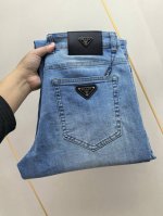 p230 普拉达。阔腿裤 2530春夏最新推出男士宽腿牛仔裤新品！重工水洗牛仔面料，定制面料和一般牛仔布料比起来，更加柔软舒适！超重工洗水工艺 双工艺洗水 整条