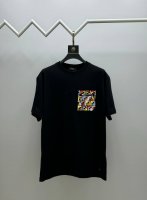顶级版本 区别通货 全年不下架，放心出售 款式：芬.迪 Feid.I短袖T恤 面料：300克重双纱100%棉 罗纹：320克重索络纳1*1潮牌 工艺：口袋拉链+