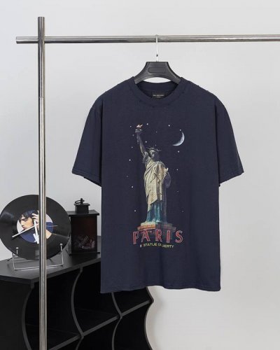 款号#Bl12 高品质 Balenciga 巴黎世家 自由女神短袖T恤 ，采用数码直喷后幅绣花，磨破工艺 纯棉柔软面料，对色定染面料，超精细平网印花工艺，潮流感