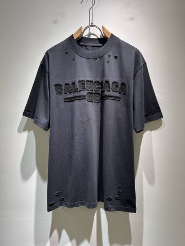 balencia*巴黎*家 2025春夏新款男女同情侣款休闲宽松棉质圆领短袖T恤衫！贸易公司渠道稀出，同步官网发售 ！ 2025春夏最新系列，经典时尚设计元素，
