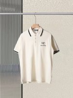 新款上架 始祖鸟 2025Ss棉质翻领Polo衫 领子融入品牌Logo字母提花设计，左胸品牌标志刺绣，简约大气细节感超满，采用高密度 珠地布制成100%棉质，面