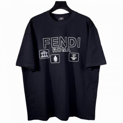 Fendi 芬迪 2025最新款潮牌情侣款 经典Logo印花圆领T恤 春夏新品 高品质280克纯棉面料 时尚百搭经典潮款 穿着舒适 透气 时尚 不失个性 帅气有