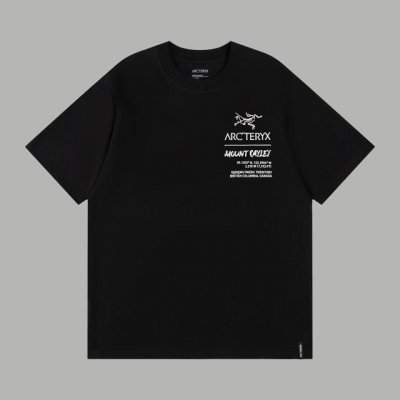 顶级版本 区别通货 款式：始祖鸟Arcteryx经纬度短袖 颜色：图片色 尺码：Xs-L 面料：300克双织纯棉 辅料：全套定制辅料 无性别区分 男女同款