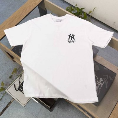 款号：Jw6027 高版本 2025新款Mlb洋基队Ny经典简约烫金字母图案Logo印花休闲情侣短袖T恤，选用了260克双纱爽滑棉面料制作而成。精细的做工和清晰