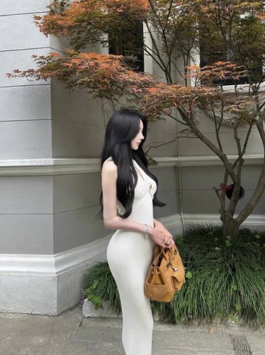 现货秒发 Saint Lauren* 圣罗*交叉性感连衣裙 限量照片2025新品推荐 爆款搭配时尚穿搭 : 白色 : Sml : 裙子 裙子货号: 53255#