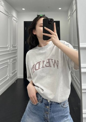 w63# We11Done官网同款简约中性男女同款经典彩绘裂纹Logo字母印花短袖T恤 重磅高克重320克双纱精梳棉面料 成衣经高温洗水定型 穿洗后不变形 颜色