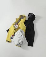 470 原厂品质 Hh 防风防水 户外登山 硬壳 连帽冲锋衣外套 男女同款 采用专业3L防水面料 防风防水透气 并具备优良的伸展性！腋下带有两条透气压胶拉链，拉